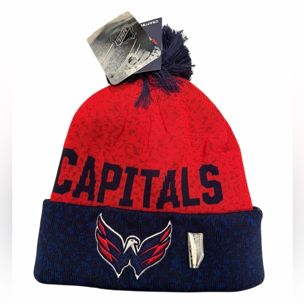 WASHINGTON CAPITALS BEANIE HAT WITH POM POM WARM NEW FANATICS HOCKEY One Size